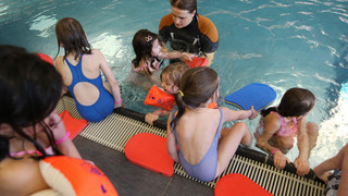Noch freie Plätze in Wiesbadener Schwimmkursen