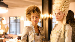 Von Perücke bis Pomp: Die Models im Barock-Traum!