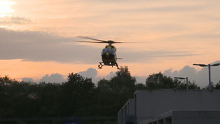 Batterie explodiert in Werkhalle - Mann schwer verletzt