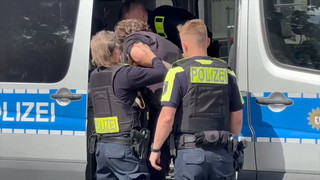 Angriff in Berlin-Hellersdorf: Frau schwer verletzt