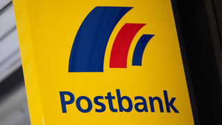 Tarifeinigung bei Postbank: Mehr Lohn und langer Kündigungsschutz