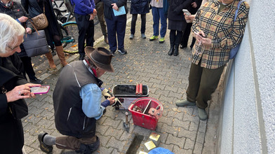 140 Nachfahren in Frankfurt wegen Stolpersteinverlegung