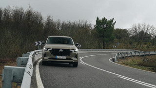 Der Mazda CX-60 2026 - Antriebe - Plug-in Hybridantrieb und Reihensechszylinder-Dieselmotor