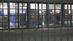 Stillstand beginnt: Keine Busse, Straßen- und U-Bahnen am Montag