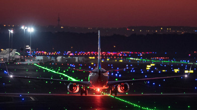 Von LKW erfasst: Fußgänger stirbt auf A3 am Flughafen