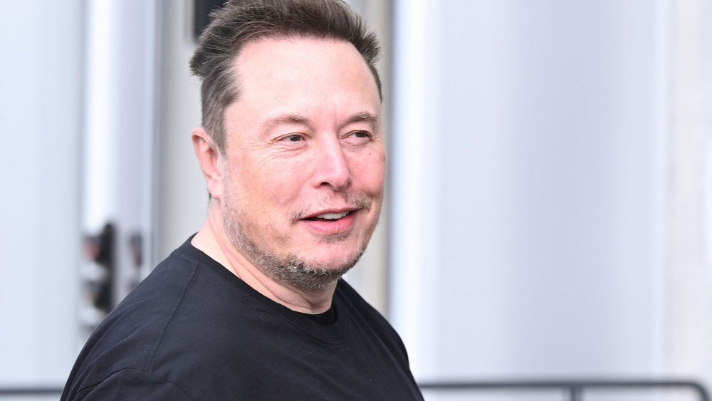 Musk stellt neue Version seines Chatbots Grok vor