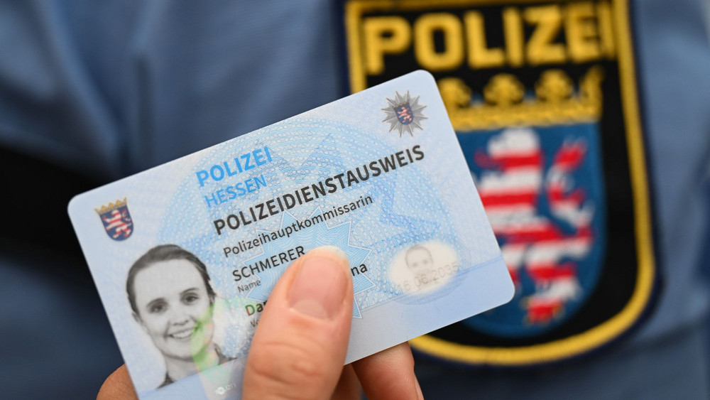 Vorstellung neuer Polizeidienstausweis