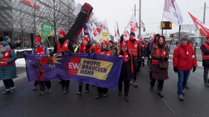 Bildung in Bewegung: GEW streikt mit Tausenden in Leipzig