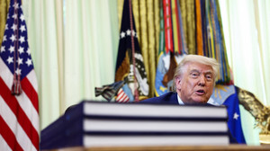 Resolution gegen Trumps Iran-Kurs