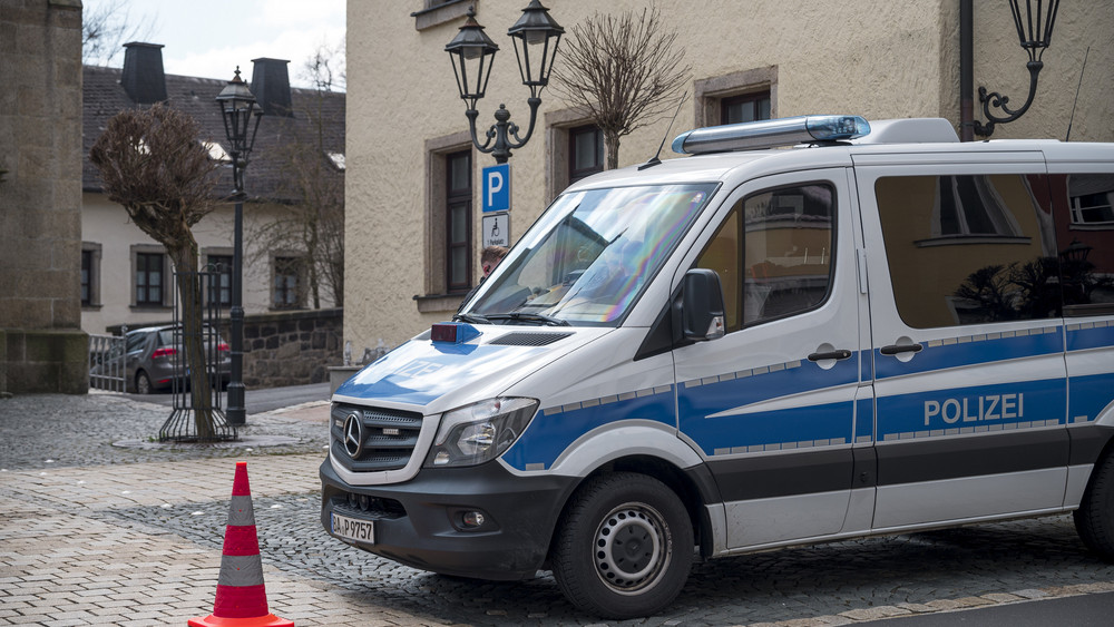 Wunsiedel Kinderheim Polizeiwagen Absperrung Tatort