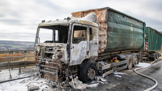Zwei LKW-Brände sorgen für Vollsperrungen im FFH-Land