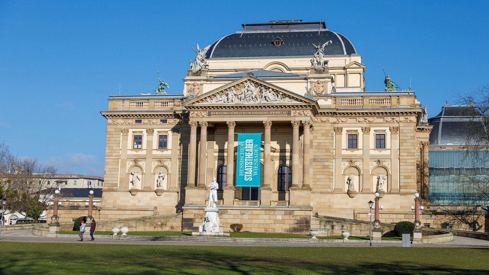 Im Staatstheater Wiesbaden weht mit den neuen Intendantinnen ein neuer Wind