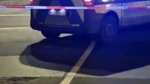 Auto fährt in Bushaltestelle – drei Verletzte in Gießen