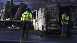 Unfallserie auf der A44 - Drei Tote und elf Verletzte