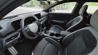 Kia K4 - Voll vernetztes, komfortables Hightech-Interieur