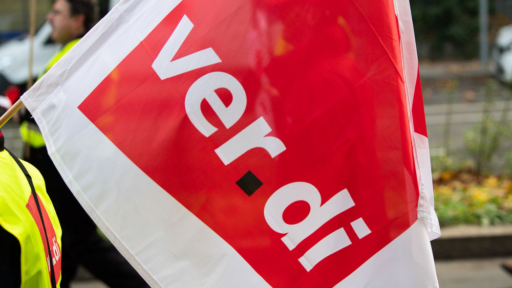 Flagge der Gewerkschaft Verdi