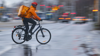 Bald auch Technik-Produkte: Lieferando baut Geschäft aus
