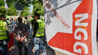 Sektkellereien in Eltville: Warnstreik bei Rotkäppchen-Mumm