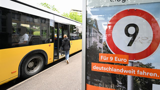 RMV verkauft 2,3 Millionen 9-Euro-Tickets