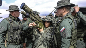 Säbelrasseln mit USA: Venezuela startet massives Militärmanöver