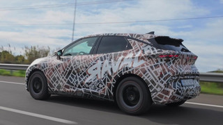 Exklusive Testfahrten in der getarnten Vorserienversion - unterwegs im neuen CUPRA Raval