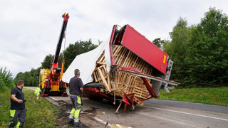 15 LKW im Rückwärtsgang: Unfall am Hattenbacher Dreieck