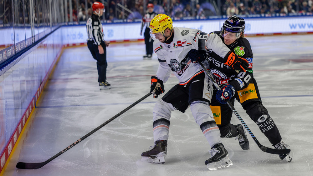 Löwen-Verteidiger Kevin Maginot (hier im letzten Spiel gegen die Eisbären Berlin) will im Derby gegen die Adler Mannheim erfolgreich sein. 