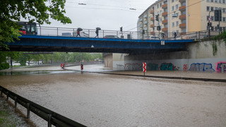 Überflutungen nach heftigem Dauerregen im Saarland