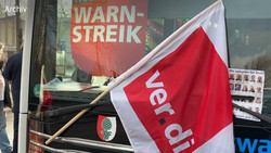 Warnstreik im ÖPNV: Busse und Bahnen bleiben bundesweit still