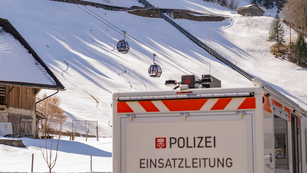 Gondel in Schweizer Skigebiet abgestürzt