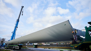 Spektakuläre Schwertransporte in Schenklengsfeld