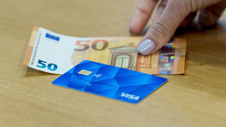 Neue Bezahlkarte in Darmstadt: So profitieren Geflüchtete