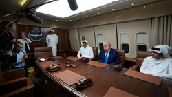 "Großer Friede im Nahen Osten"? Trumps überraschender Tankstopp in Katar