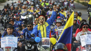 Venezuela: Motorradkorso gegen Trump