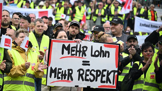 Handelsbeschäftigte legen erneut die Arbeit nieder