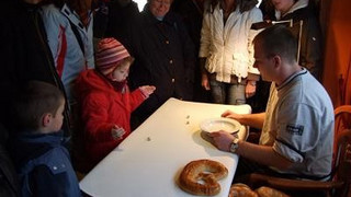 Lange Tradition: Silvesterwürfeln in Laubach