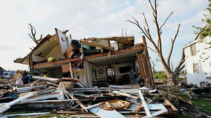 Tornado in Wisconsin: Häuser beschädigt, Straßen voller Trümmer