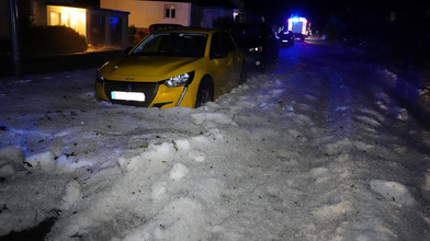 Unwetter in Calden: verstopfte Gullys und Hagel