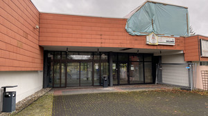 Therme in Bad Emstal wird abgerissen: Kommt bald ein Thermalbadesee?