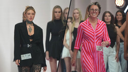 Reality-Star vs. Autorin: Jill Lange & Ildikó von Kürthy bei #GNTM