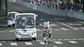 "Terminator" bei Halbmarathon in Peking: Roboter erstmals schneller als Menschen