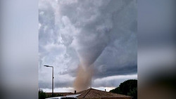 Video zeigt entstehenden Tornado über Dorf in Frankreich