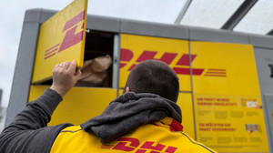 Paketbranche setzt auf Automaten: DHL peilt Verdopplung an