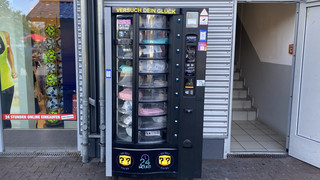 Hype um Mystery Pack Automaten: Zehn Euro für die Katze im Sack