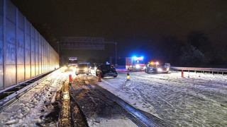   Wintereinbruch in Deutschland: Schnee, Glatteis und Unfälle