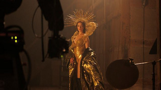 "Mother Mary": Anne Hathaway als kriselnde Pop-Ikone