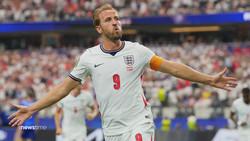Spektakulärer WM-Auftakt der Three Lions