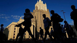 Deutsche, französische und britische Botschafter zu Gesprächen in Moskau