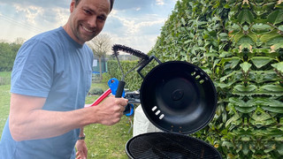 Tricks zum Grill putzen: So wird er richtig sauber