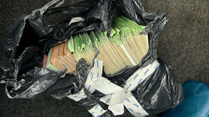 84.250 Euro in Müllsack: Ungewöhnlicher Fund bei Kontrolle